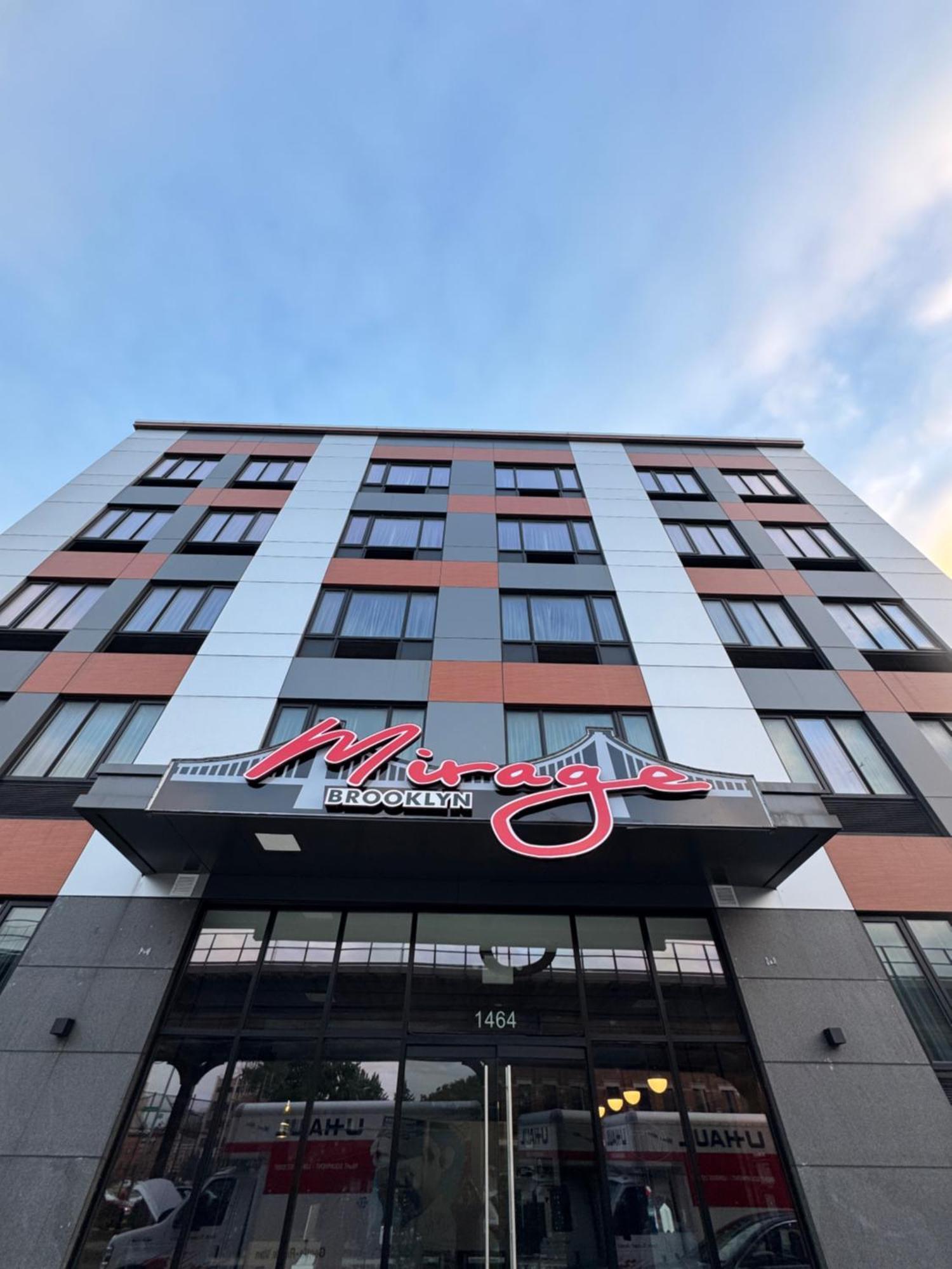 Hotel Mirage Brooklyn Nueva York Exterior foto